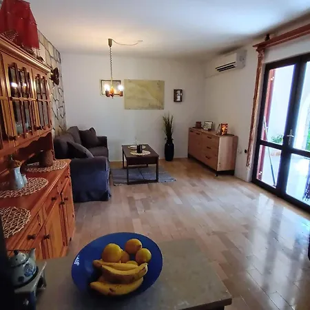 Old Stone House - Mira Holiday home