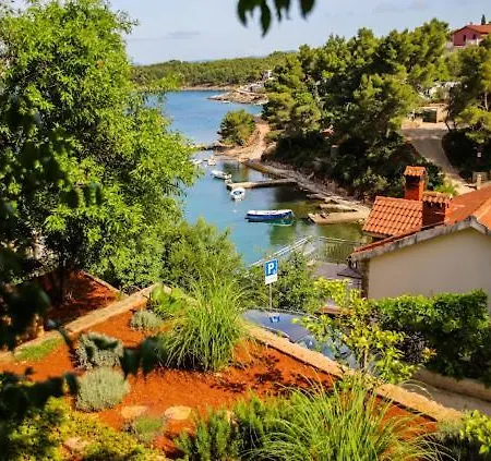 Old Stone House - Mira Holiday home *